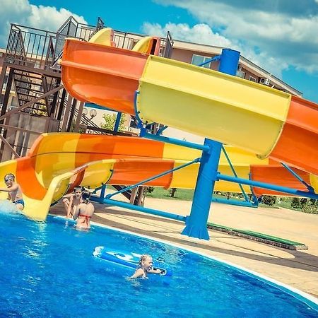 Holiday Fort Golf Club Сонячний Берег Екстер'єр фото